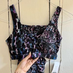 Brand new Fabletics patterned workout set. Yoga pants and sports bra
